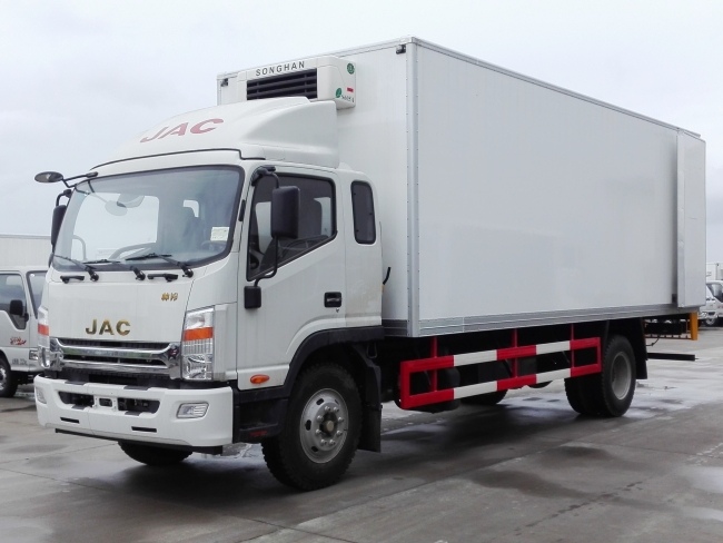 江淮帥鈴排半冷藏車(chē)(廂長(zhǎng)7.6米)圖片5