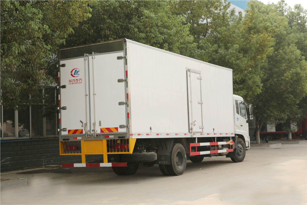 東風(fēng)天錦冷藏車（廂長6.1米）圖片4