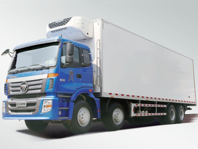 福田歐曼前四后八冷藏車（廂長(zhǎng)9.6米)圖片4