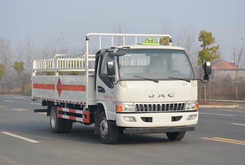 江淮國(guó)五欄板氣瓶運(yùn)輸車圖片1