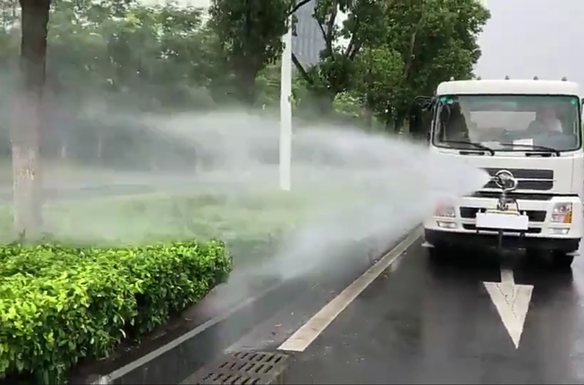 東風(fēng)天錦15方電動(dòng)灑水炮灑水車